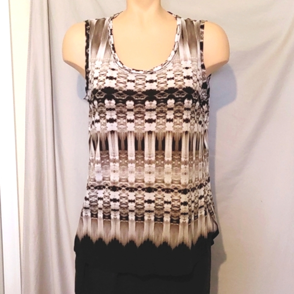 Vera Wang abstract tank top